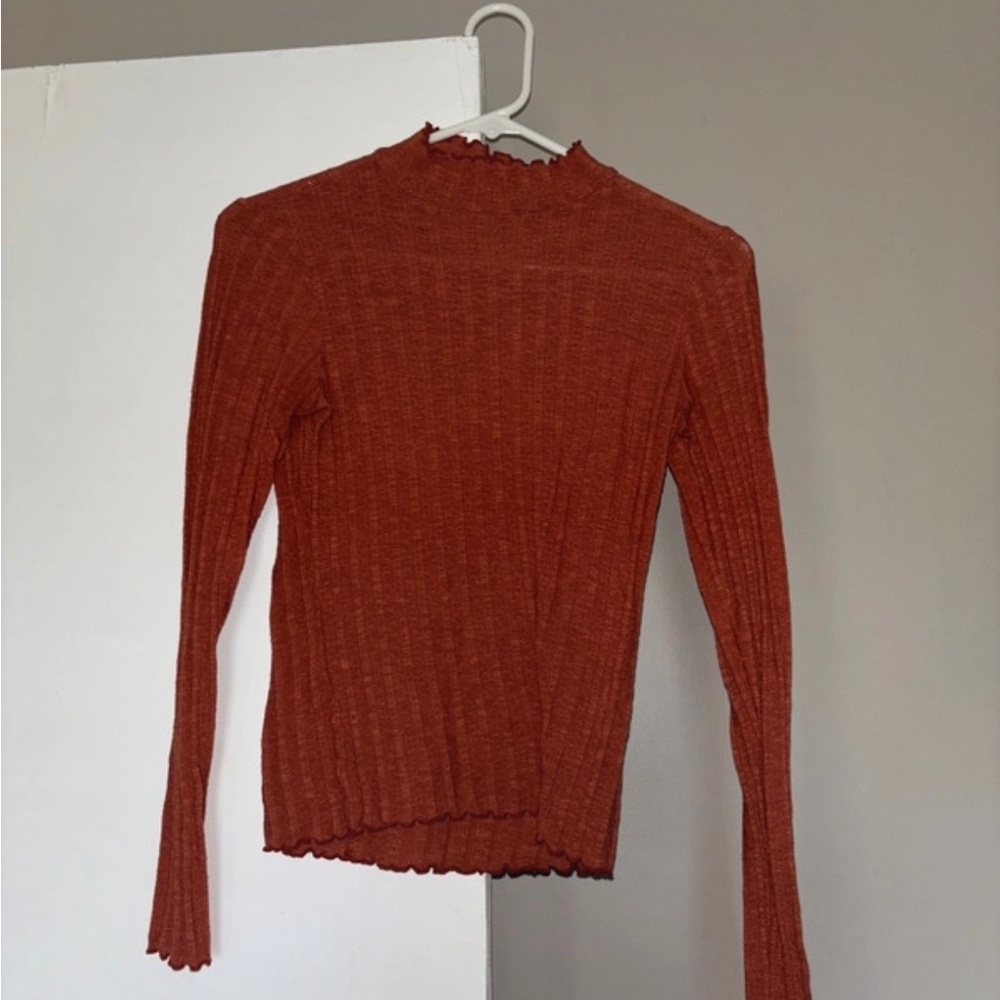 Rust Ribbed Long Sleeve Sweater